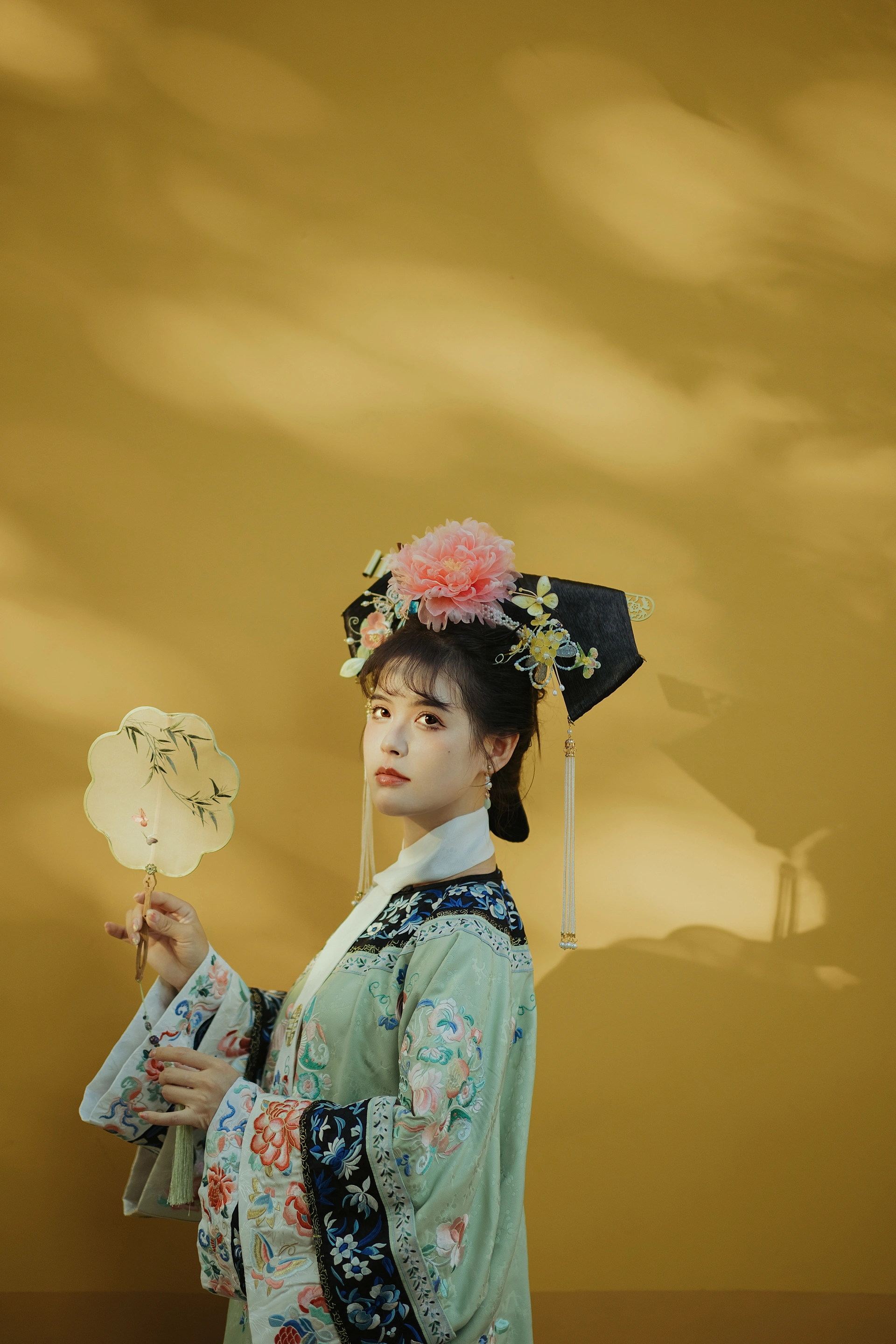 [YITUYU艺图语]2023.11.23 古寺秋暮 安小苡 2